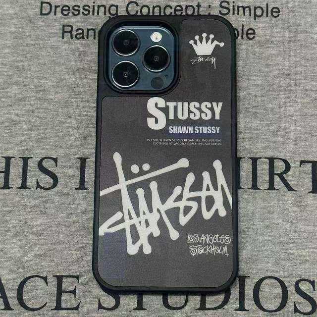 Stussy アイホン16 plus携帯カバー