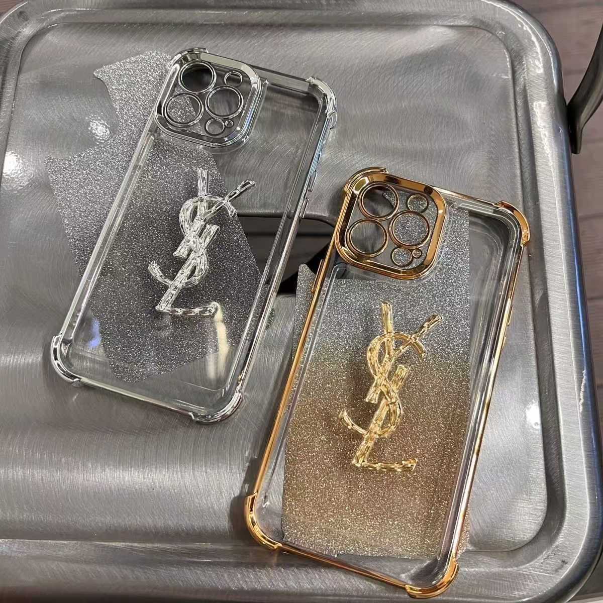 サンローラン iPhone 16スマホケース