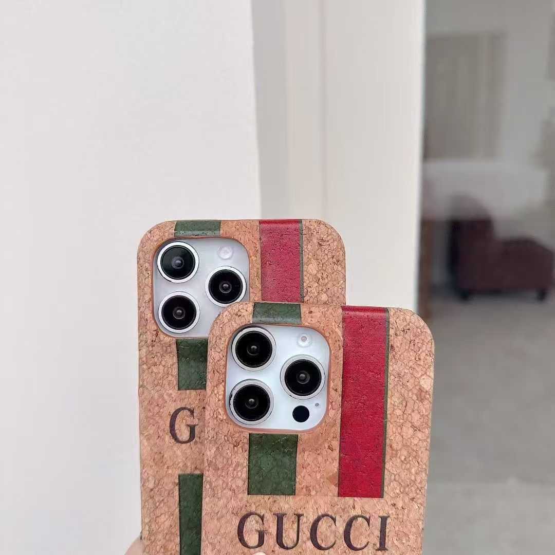 Gucci アイフォン16/16プロ ケース