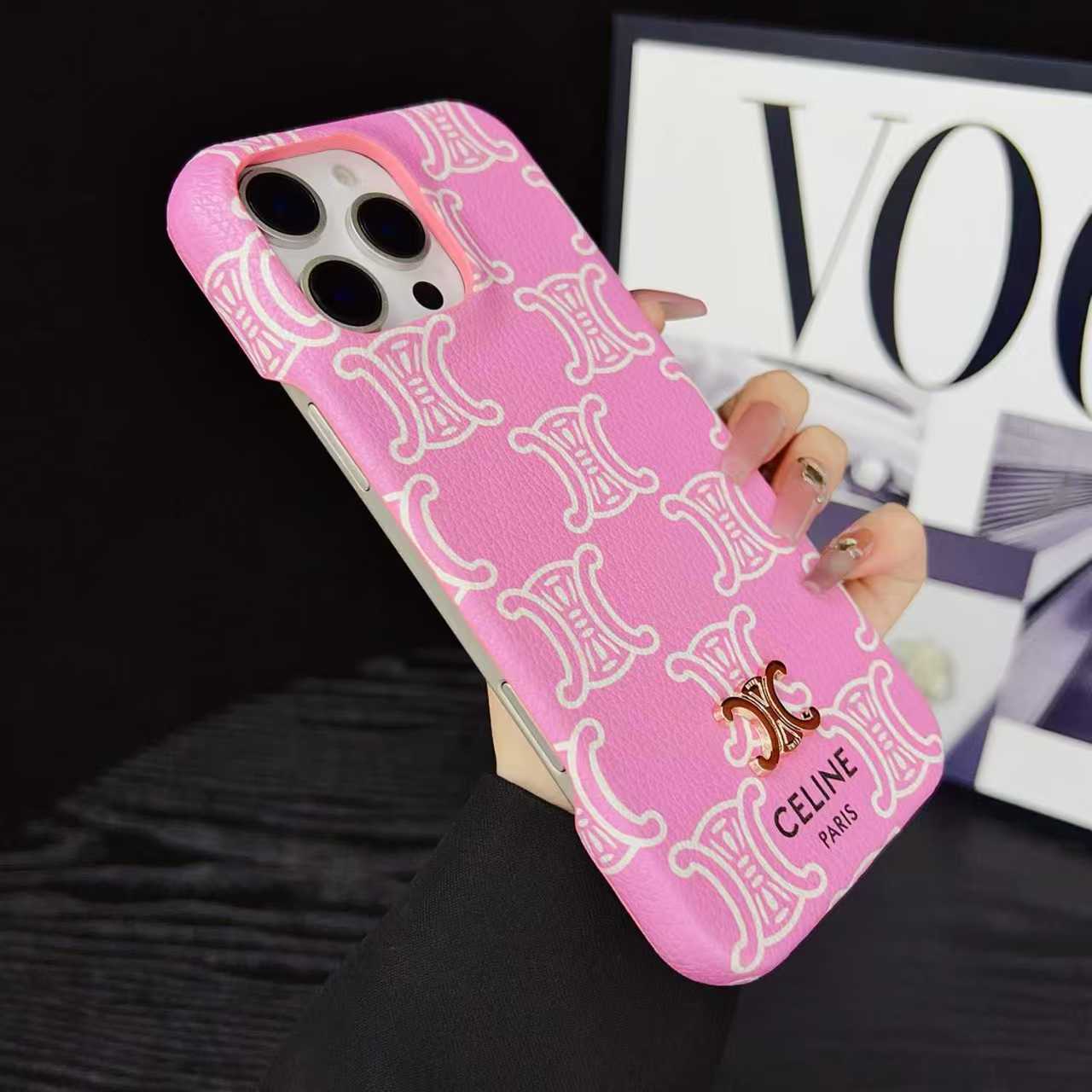セリーヌ iphone 16 plusケース