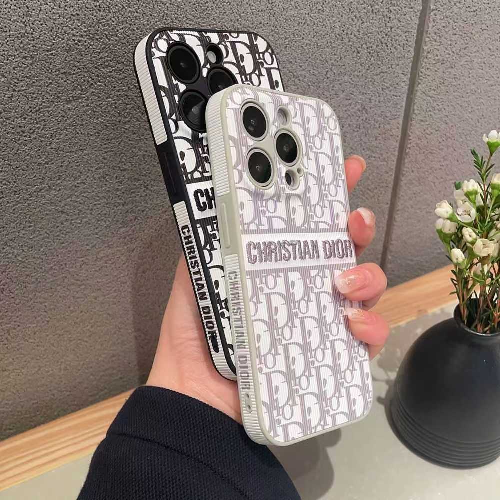 Dior iphone 15 ケース入荷