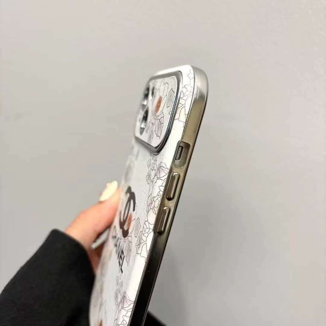 海外 Chanel iphone 16 スマホケース 