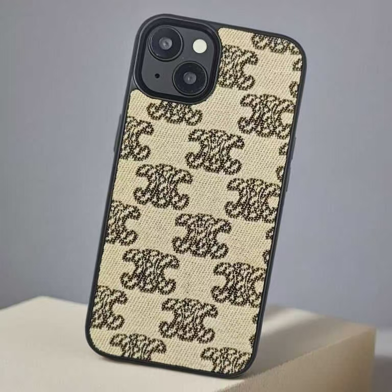 Celine 良質なiphone 16 pro max ケース