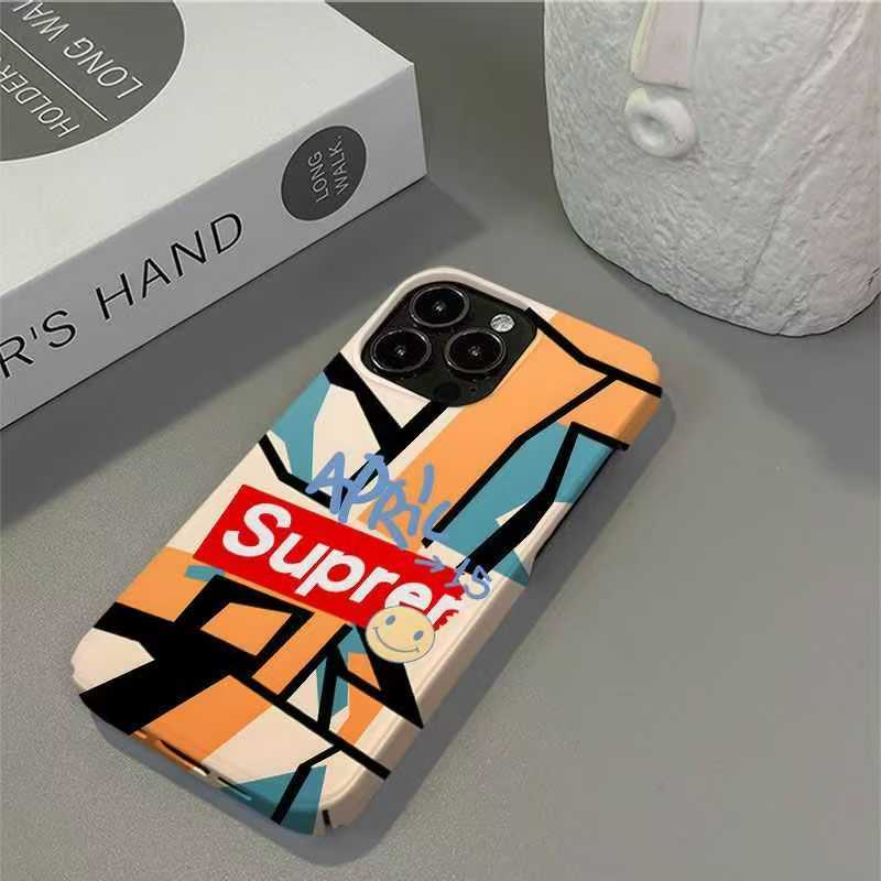 Supreme iPhone 16/17ケース