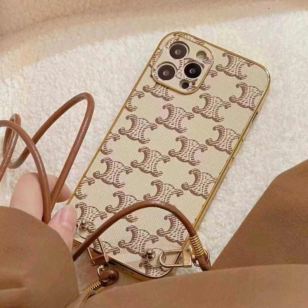 セリーヌ iphone 16カバー魅力