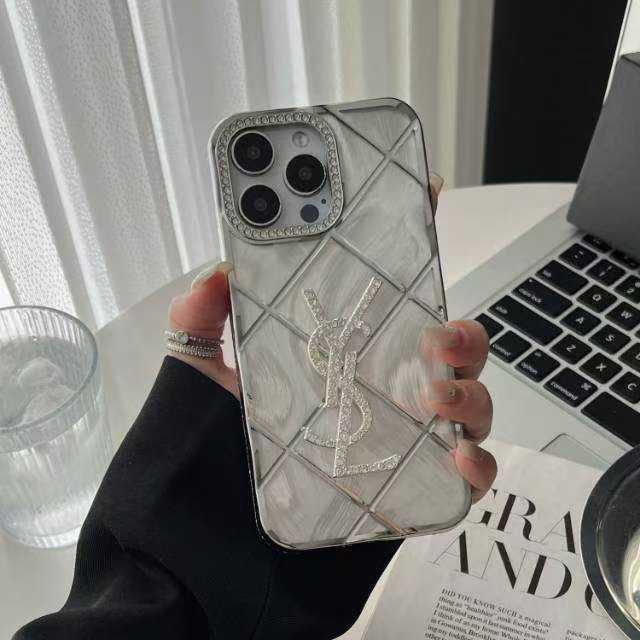 サンローラン iphone 16 plus ケース
