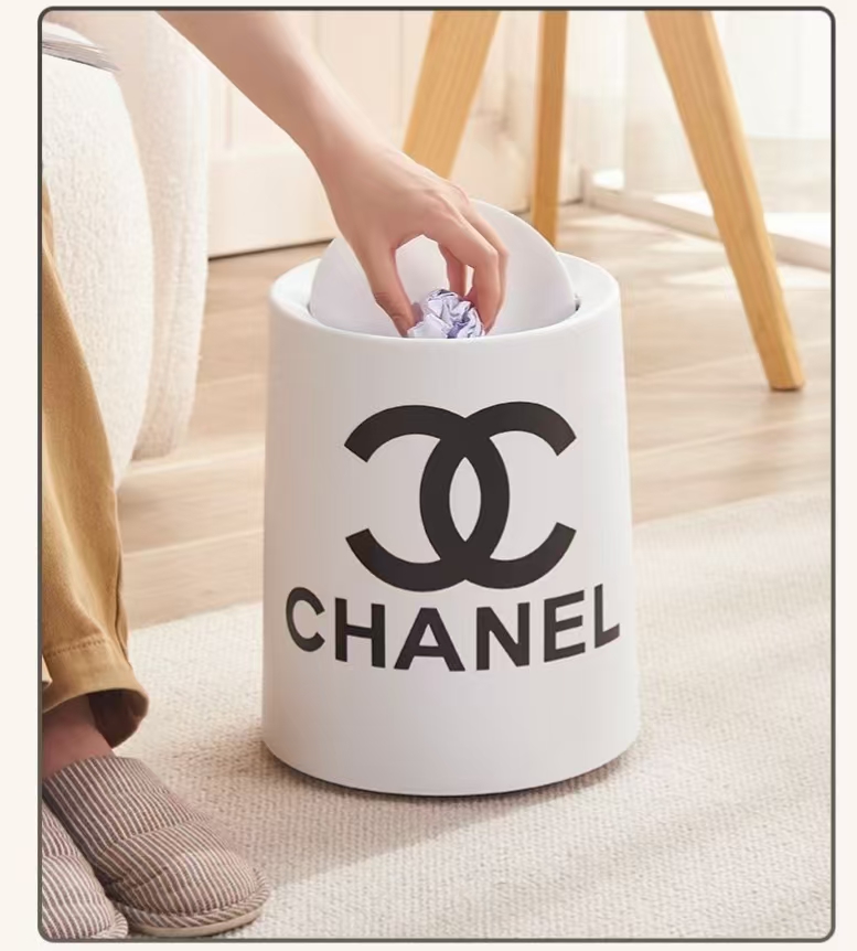 実用的 Chanel ゴミ箱 