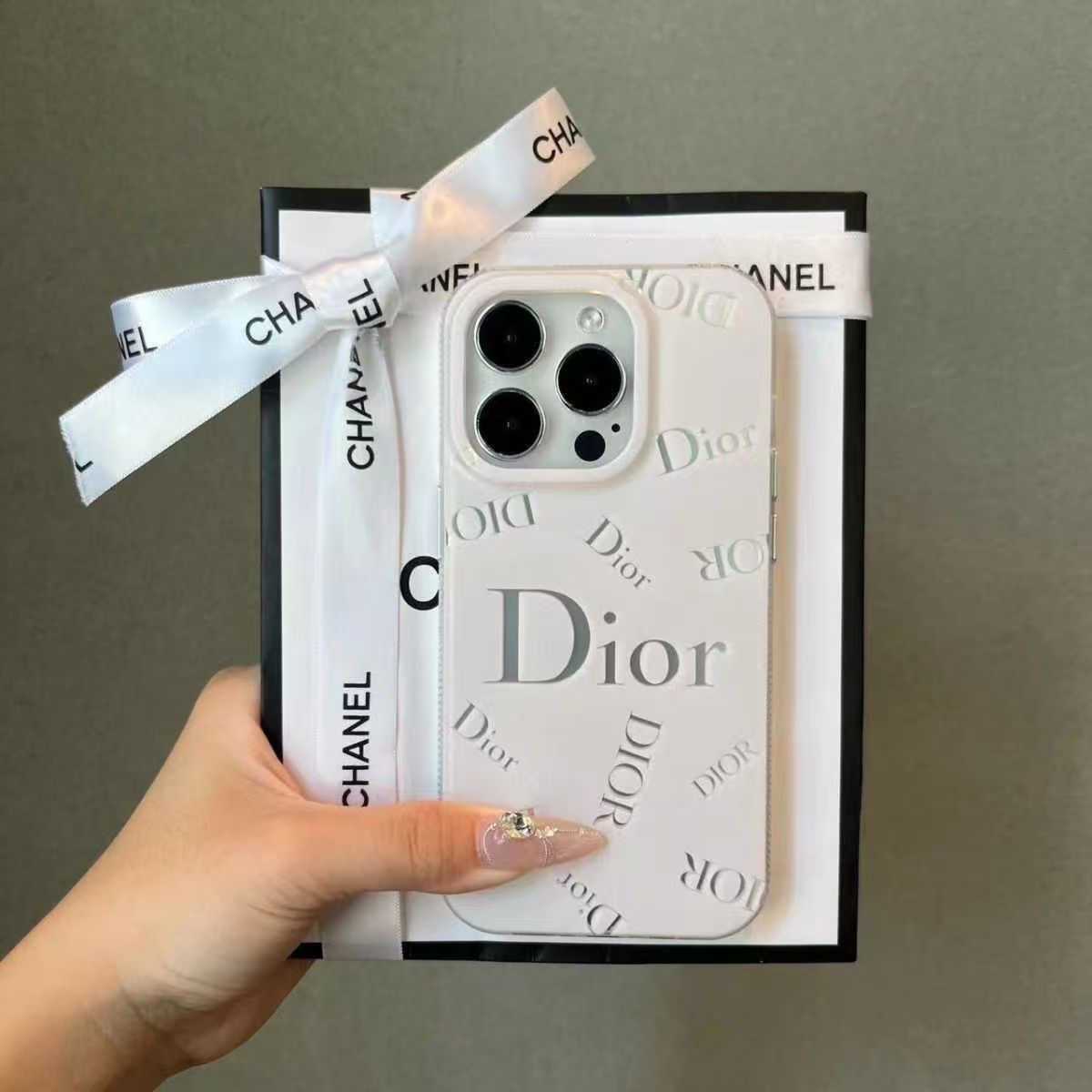 Dior アイフォン 16 plus 保護ケース