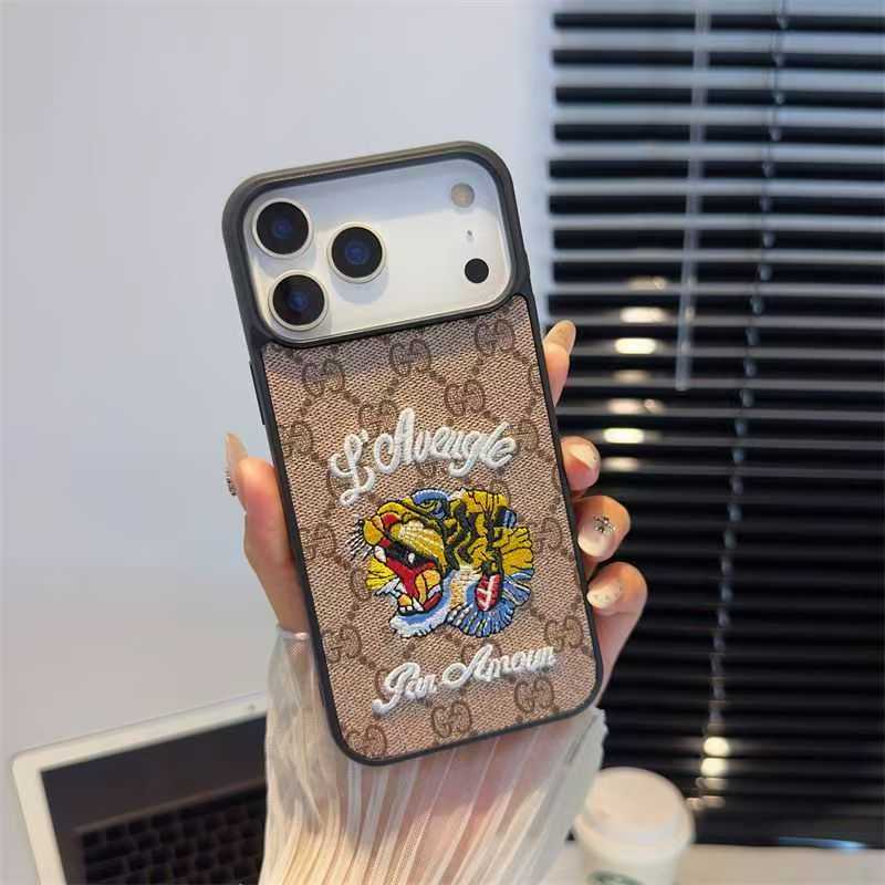 グッチ iPhone16 pro maxケース